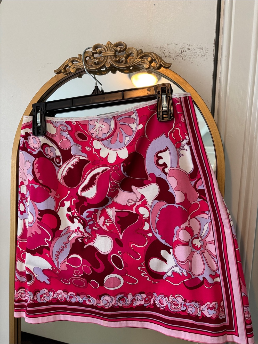 Elie Tahari Pink Floral Print Mini Skirt